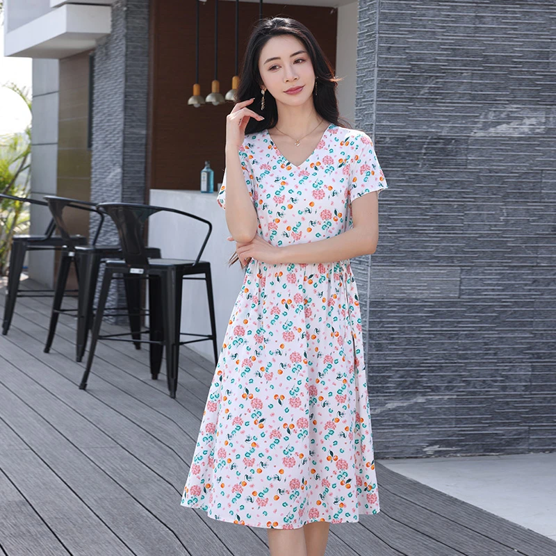 新款棉绸连衣裙女夏季中长款V领碎花短袖绵绸沙滩裙A字裙大摆裙