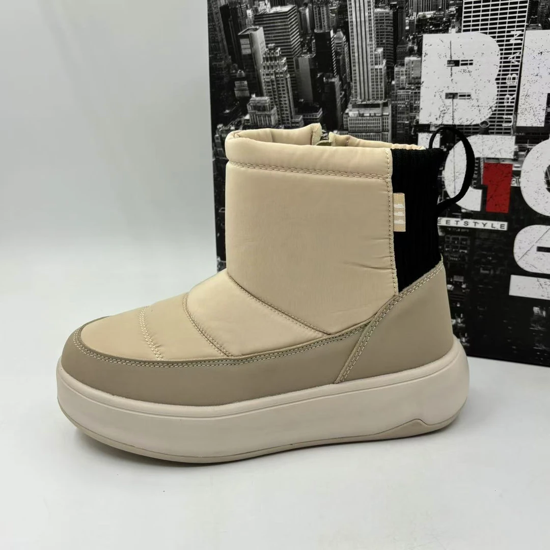 【运动鞋尺码，正码正拍】出口俄罗斯冬季加绒雪地靴（4202）