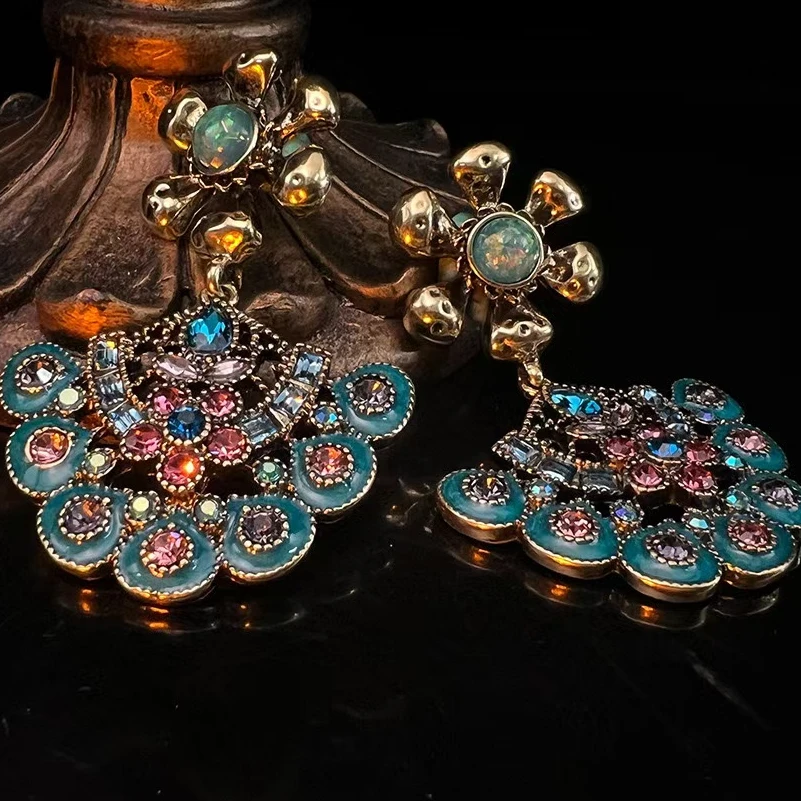 合金亚克力耳饰 2428 气质百搭中古简约蓝轻奢法式复古仙气耳钉