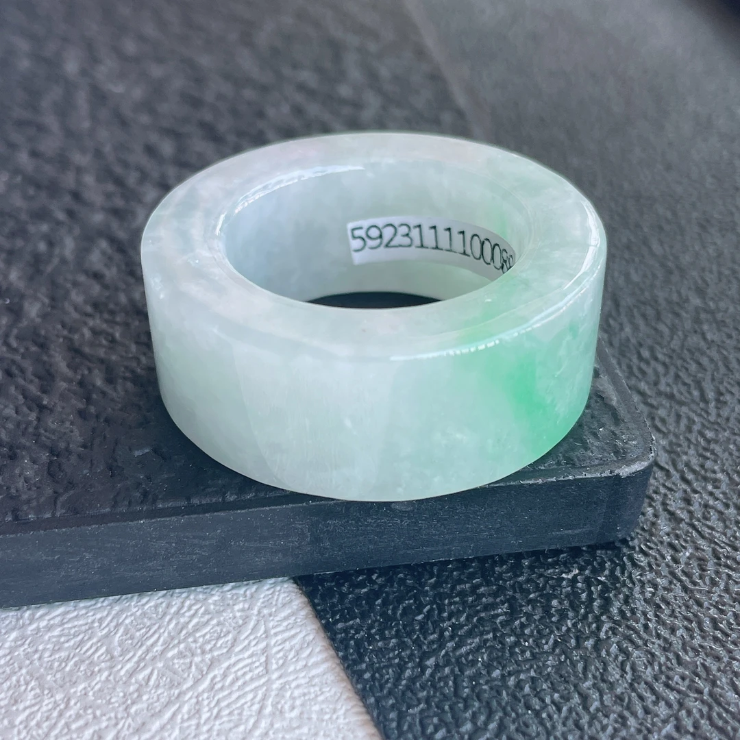 28号圈口天然A货翡翠飘阳绿方形指环缅甸老坑诺冰种玉扳指男款