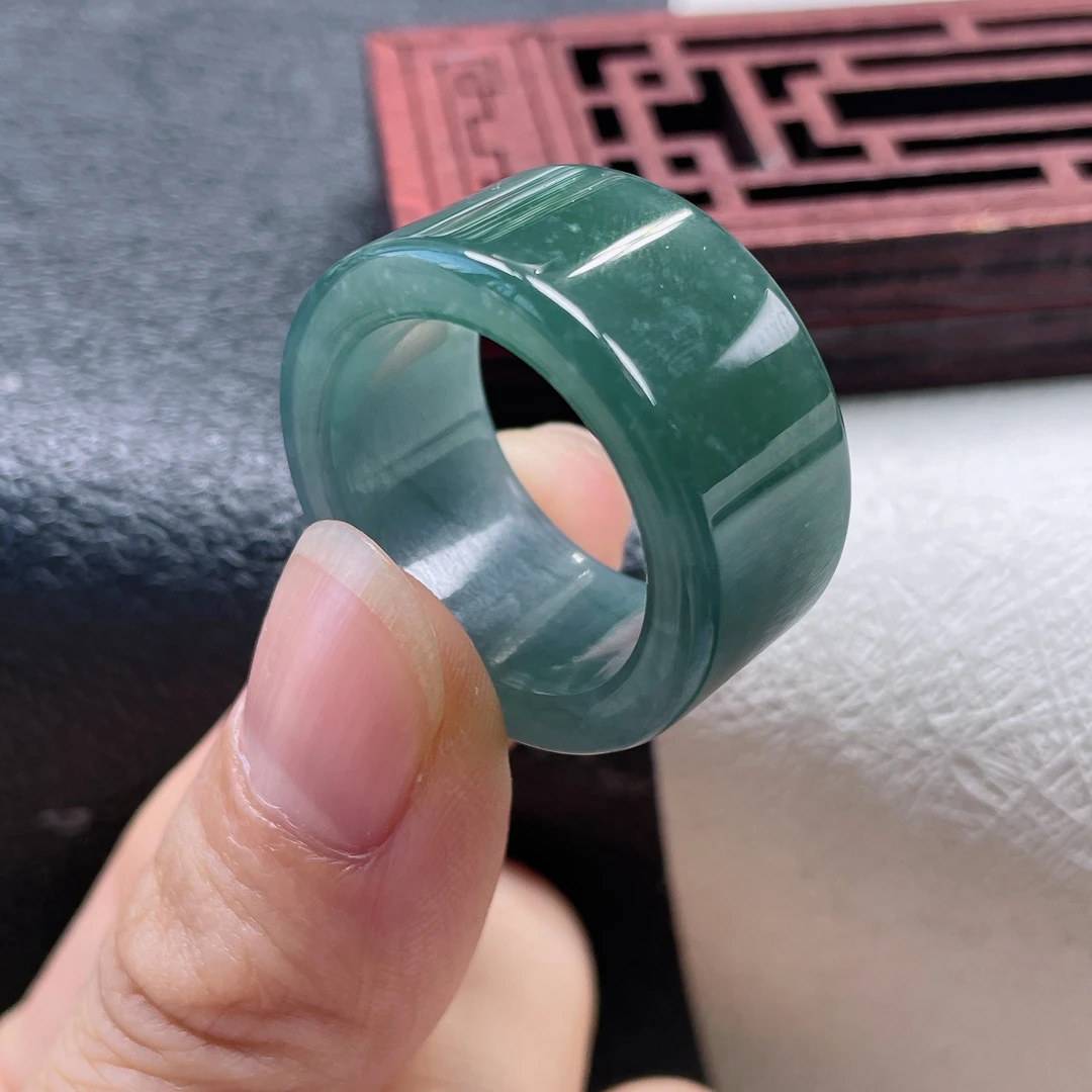 23号圈口天然A货翡翠糯冰种飘花戒指精雕方形老坑玉指环男女款