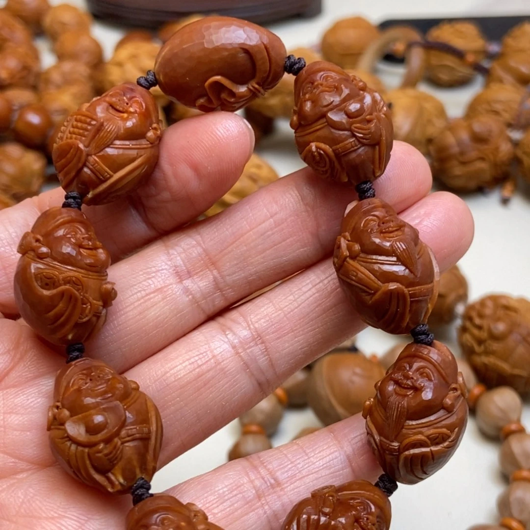 橄榄核吊坠大****茶财神爷