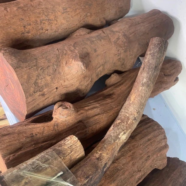 黄花梨老料定制对眼鬼脸