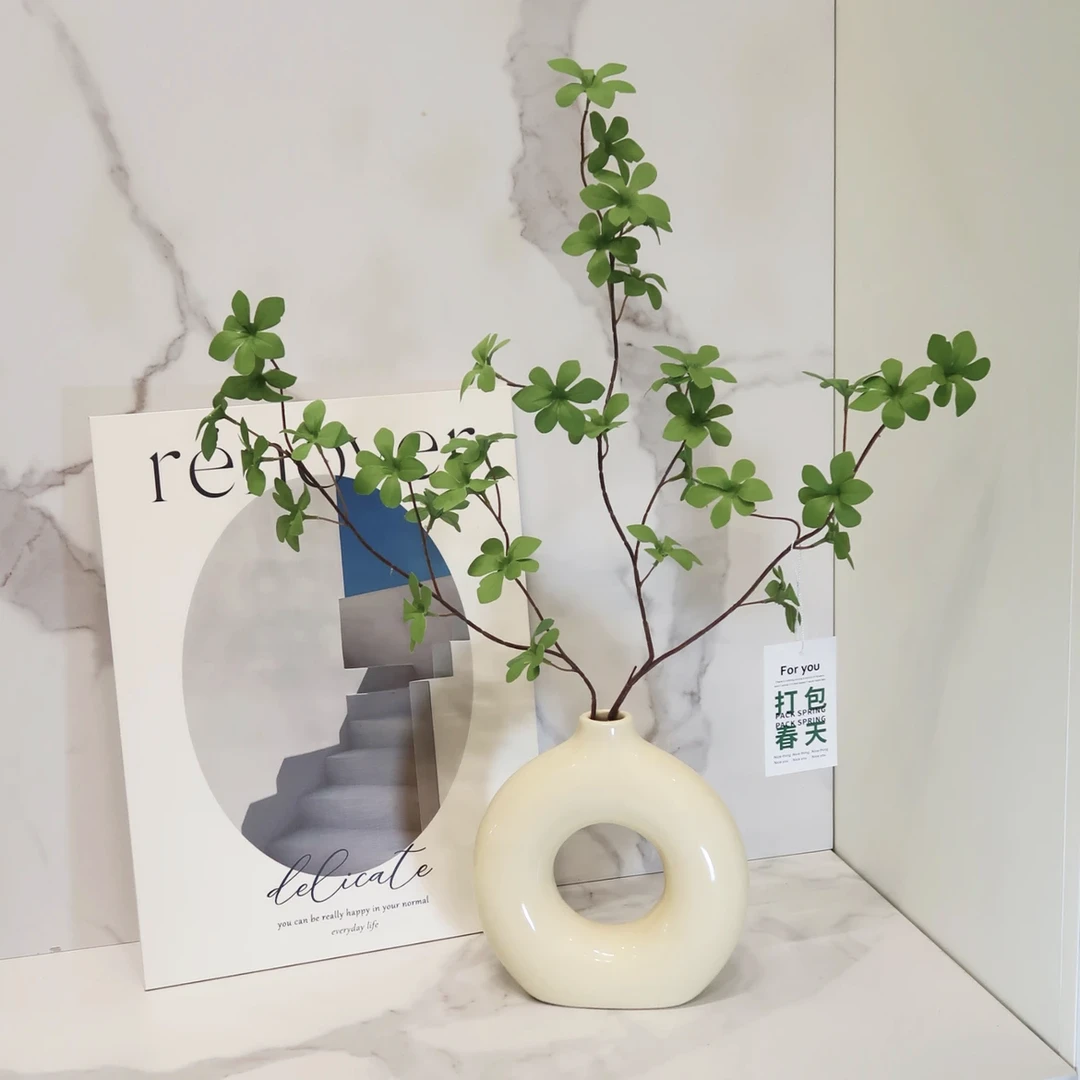 奶油风花瓶吊钟搭配甜甜圈陶瓷花瓶搭配仿真花电视柜客厅装饰摆件