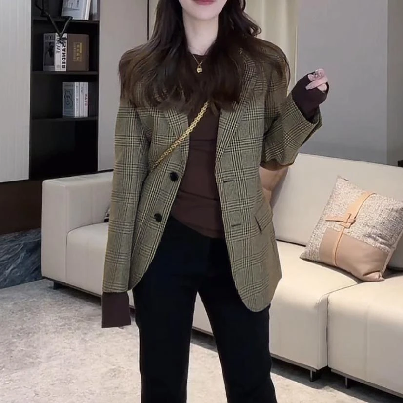 轻奢复古格纹西装外套女高级感2024新款秋季休闲格子西服女上衣潮