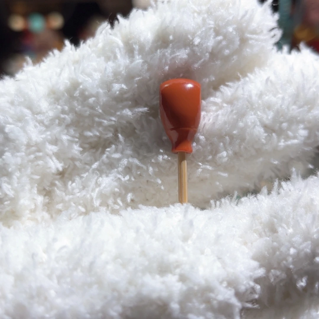 【闪购商品】南红玛瑙三通未镶嵌迪****@