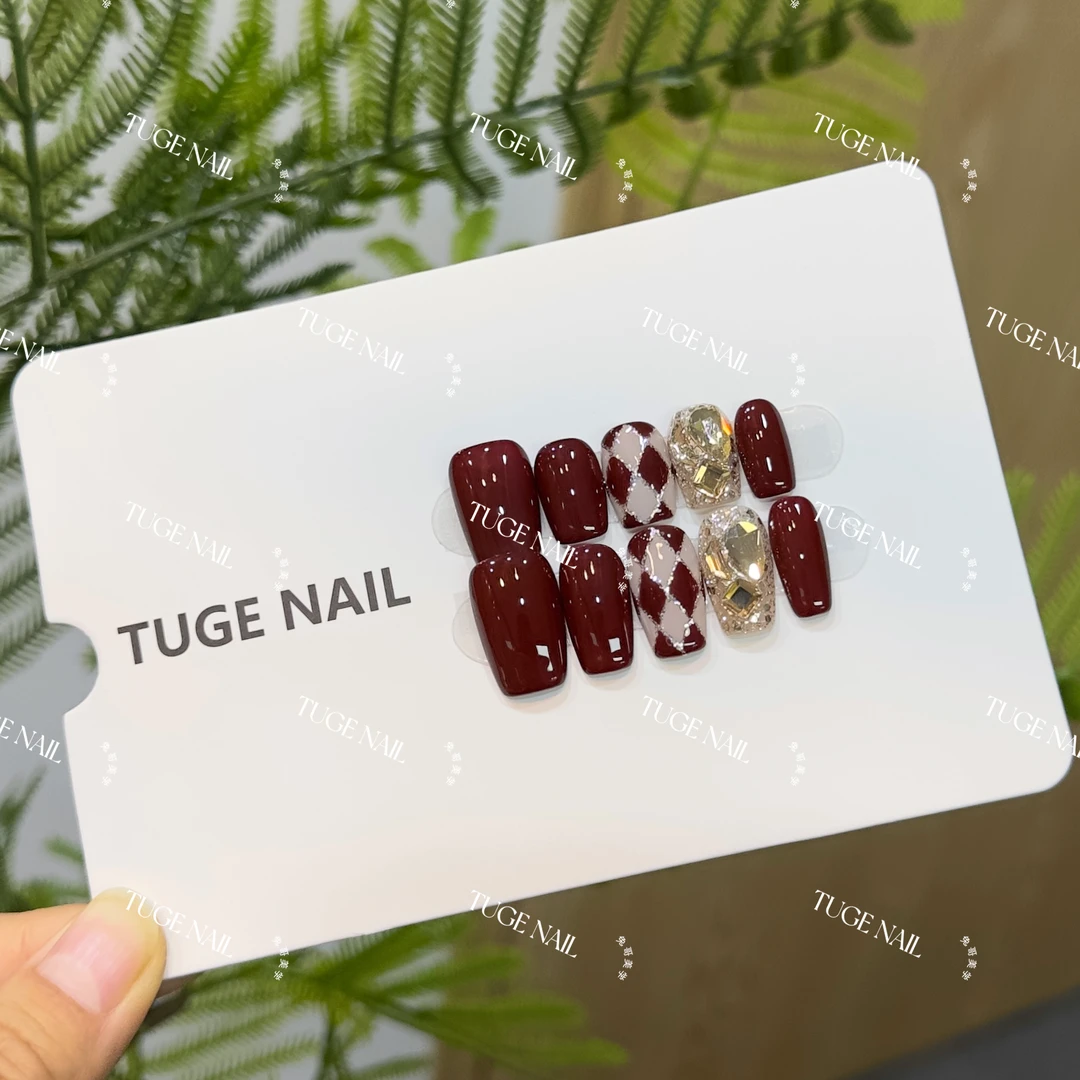 TugeNail “波尔多” 秋冬红色格纹美甲渐变秋冬氛围感穿戴甲TGKK