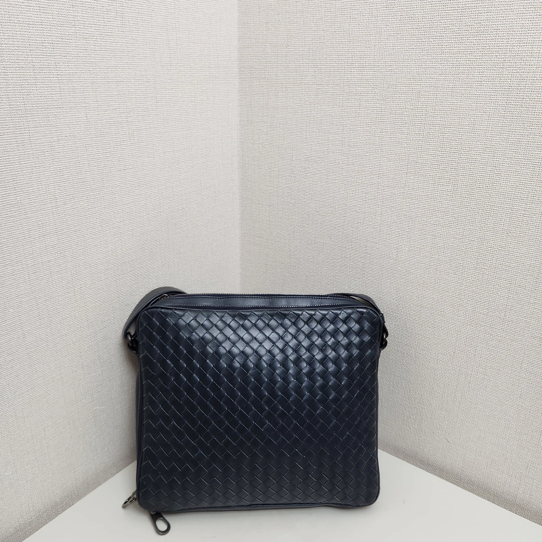 95新 BOTTEGA VENETA/葆蝶家 双拉链单肩包