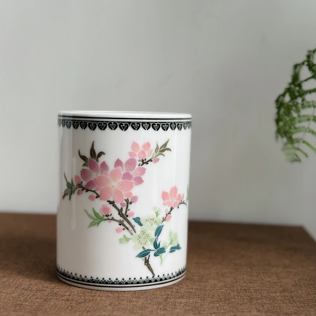 醴陵群力老瓷器釉下五彩手绘水点桃花笔筒微瑕