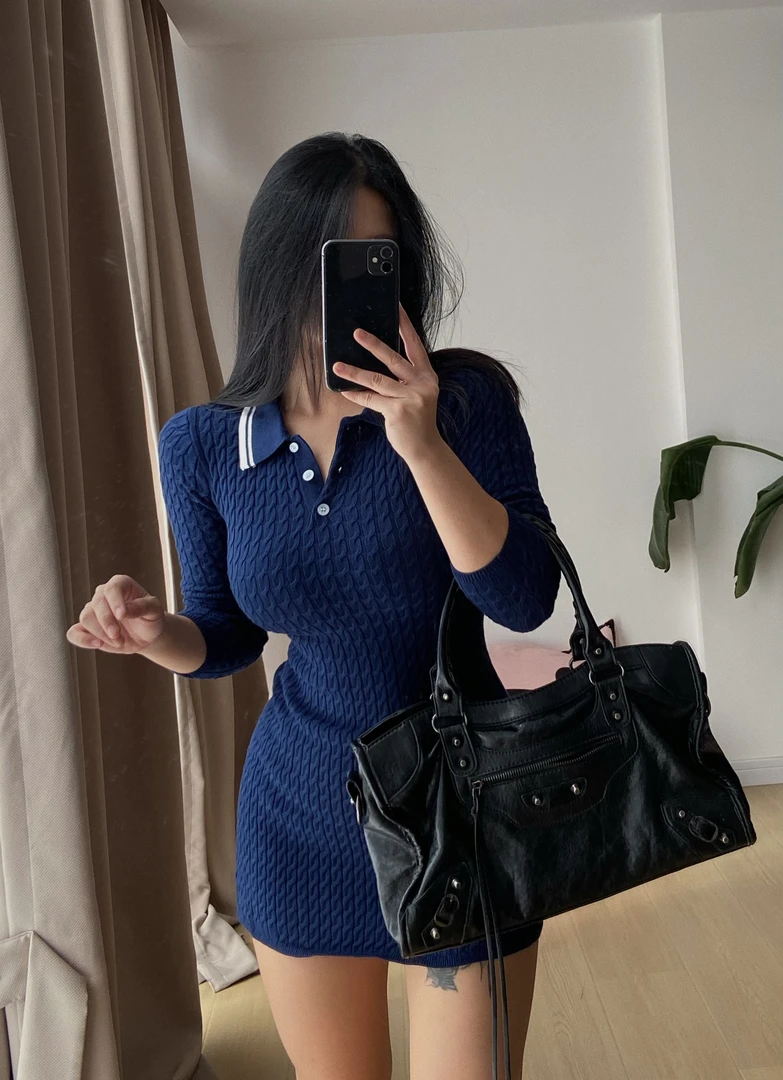 【5折清】“女孩财阀千金”麻花纹polo 翻领设计收腰A版连衣裙