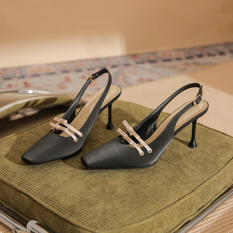 【AINER-CAT】79906方头高跟鞋女2023年包头细跟后空气质凉鞋