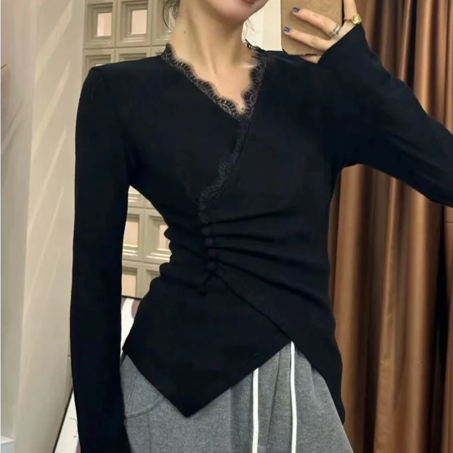 设计感V领蕾丝边褶皱加厚不规则上衣（101）