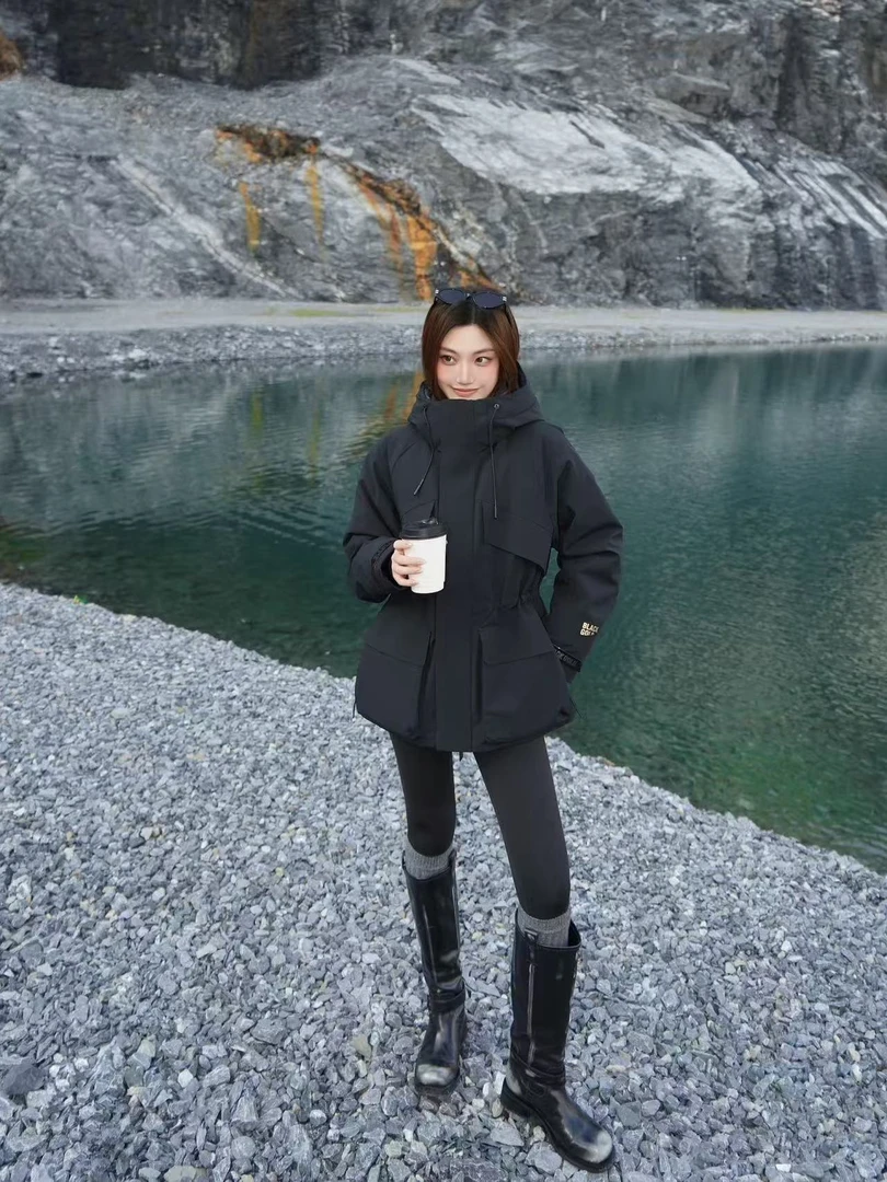 JUNJJ【黑金鹅绒】杨幂同款羽绒服秋冬保暖户外风壳冲锋衣滑雪服