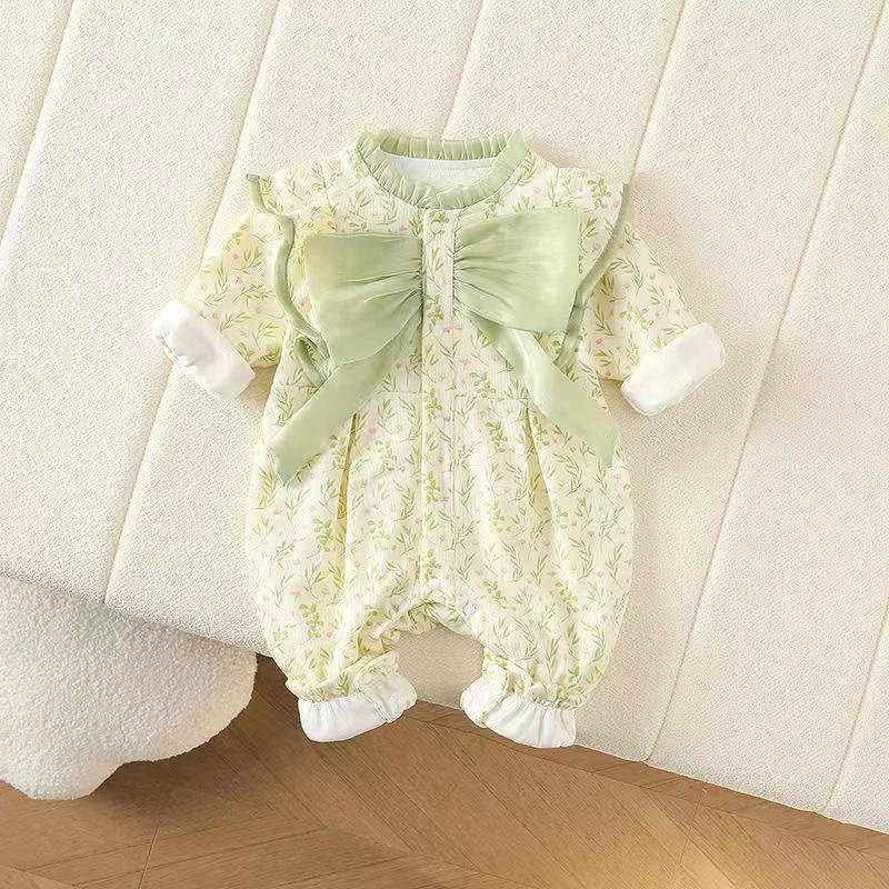 婴儿连体衣清新双层春秋衣服新生儿碎花公主爬服满月百天外出哈衣