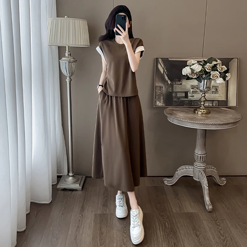 薏丝妮时尚休闲半身裙套装女夏设计感撞色后背开叉短袖T恤两件套