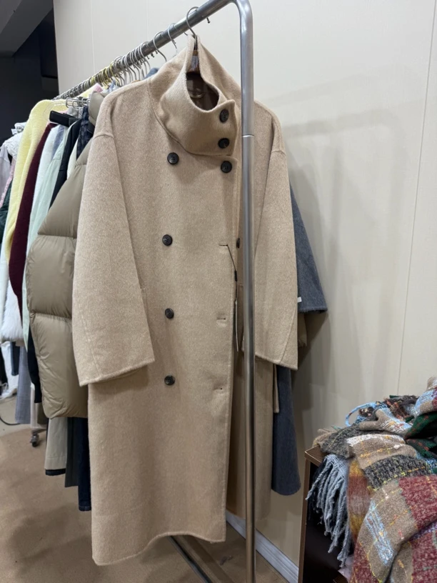 超好可立领中长款咩大衣