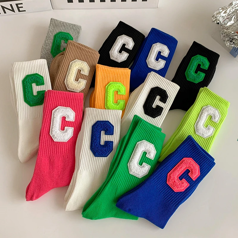 袜子秋冬时尚大C字母中筒袜网红长袜ins潮袜日常外穿男女款运动袜