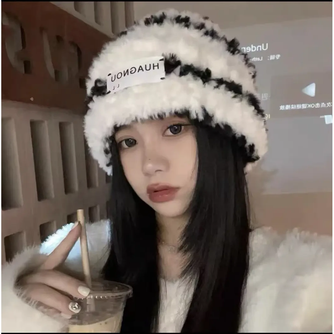 可爱毛绒绒帽子女秋冬新款小熊大头围显脸小毛线帽爆款针织保暖