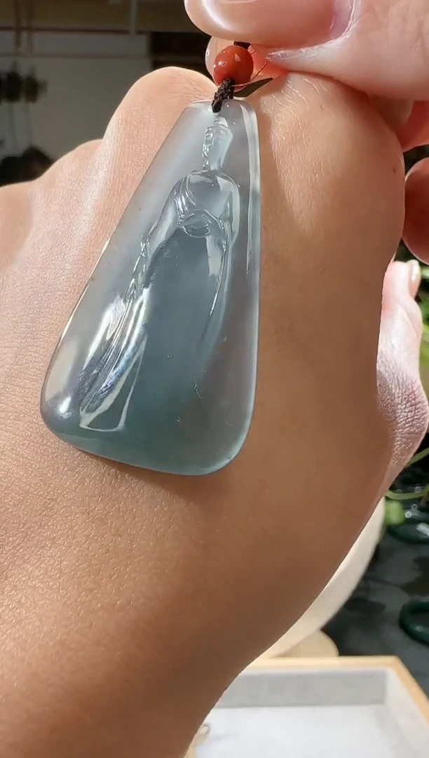 【闪购商品】翡翠吊坠(不含链)未镶嵌观音
