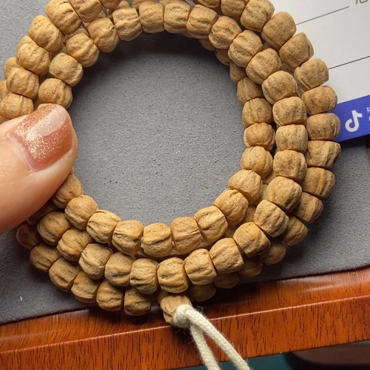 【闪购商品】柏香籽/百香籽吊坠