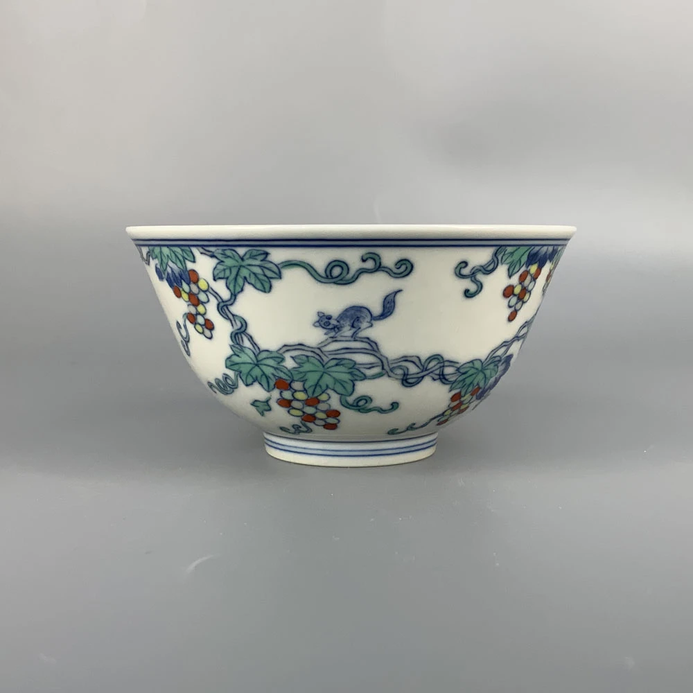 涂杏花窑斗彩松鼠葡萄纹带内画撇口杯1027-3-100