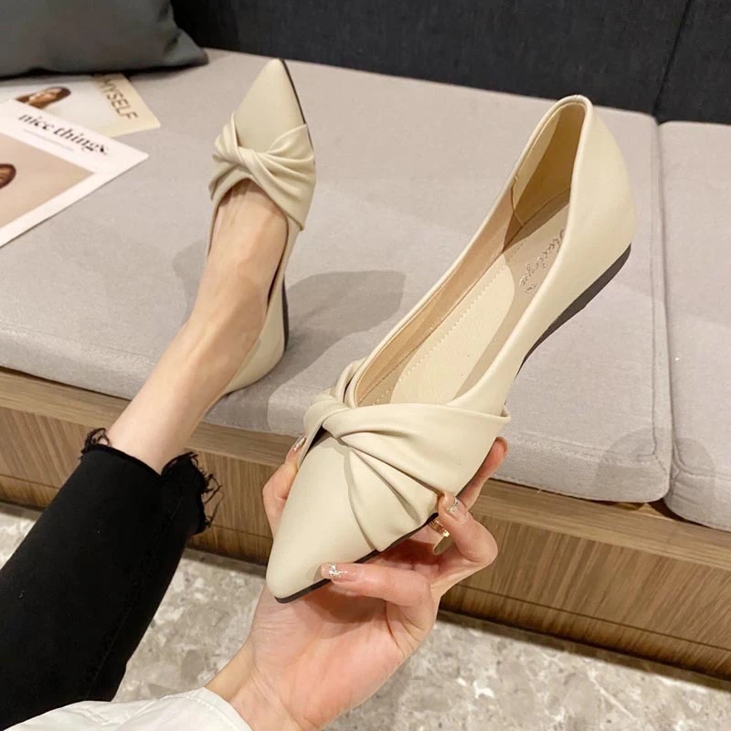 法式气质平底鞋女尖头浅口鞋夏季新款时尚百搭休闲低跟软底单鞋女