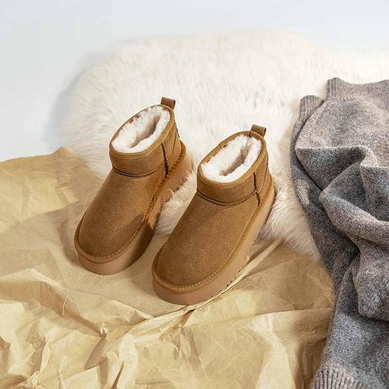 周冬雨同款时尚经典厚底雪地靴女秋冬保暖厚底短筒加厚绒棉鞋