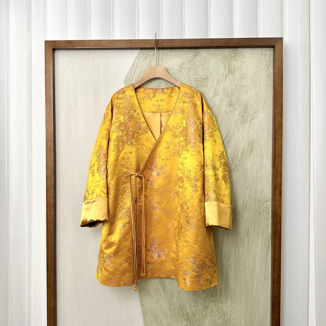 胖姐的时尚大码流金溢彩真丝宋锦新中式流苏盘扣外套7507