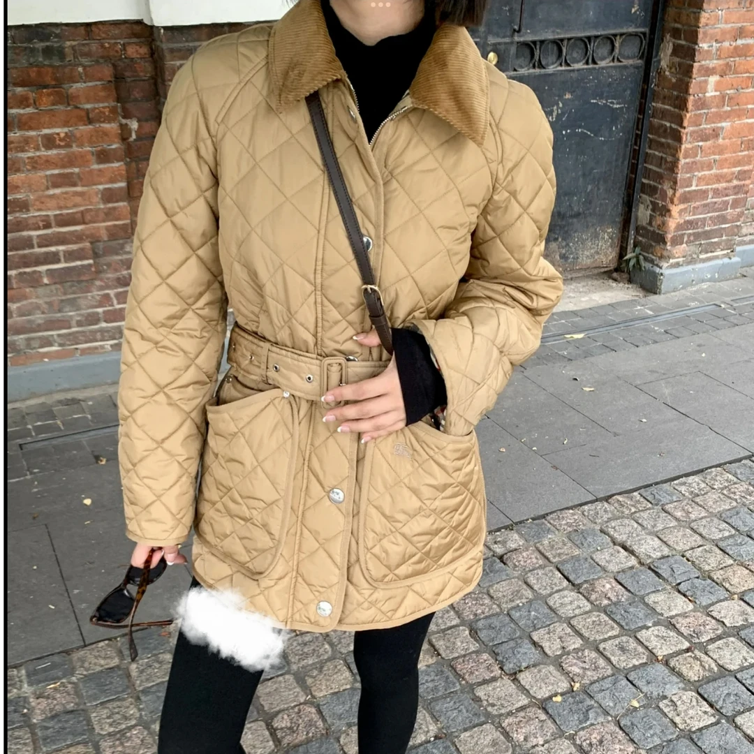全新未使用 BURBERRY/博柏利 新款可束腰棉服外套短款 不支持七天