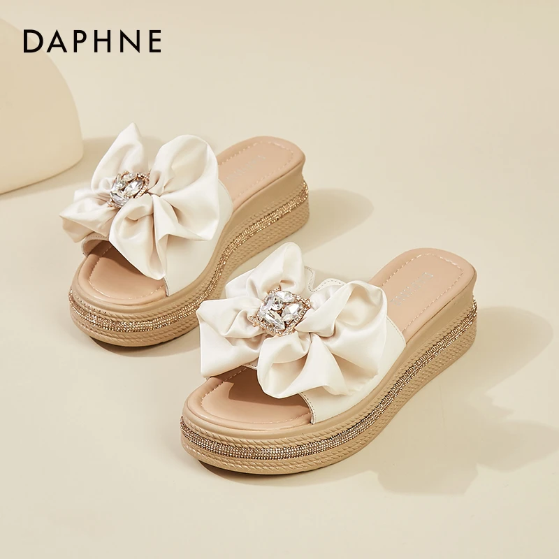 达芙妮女士凉拖夏季外穿2025新款厚底拖鞋女蝴蝶结时尚一字拖凉鞋