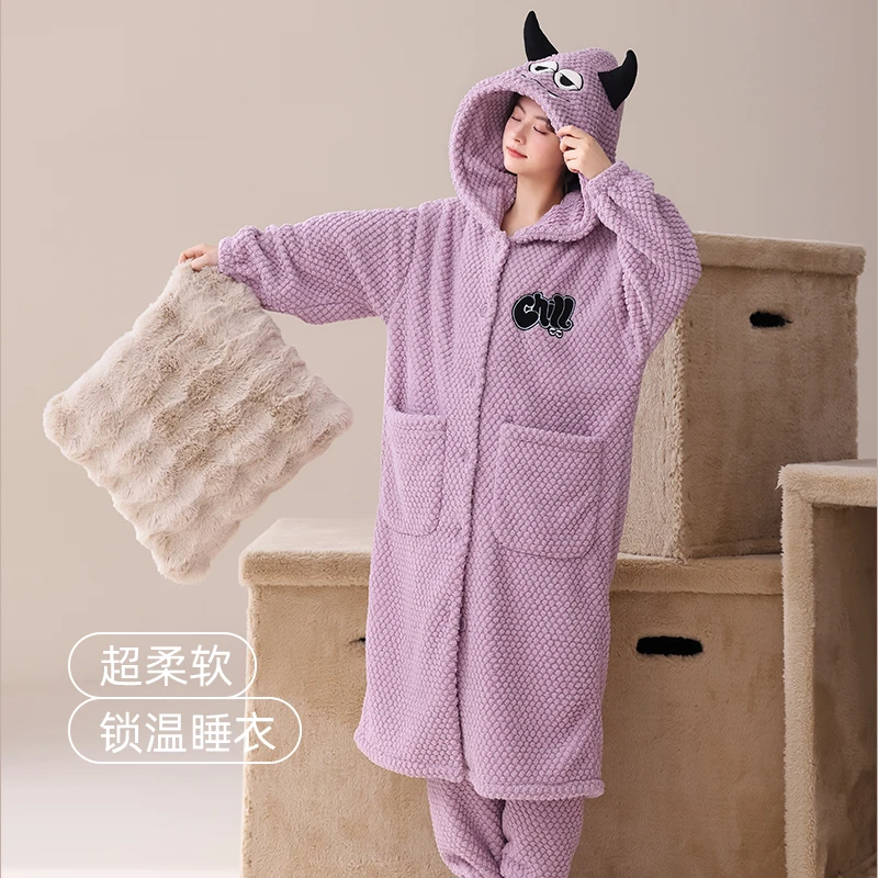 秋冬季2024年新款睡衣时尚舒适长袖袍套加绒保暖锁温家居服可外穿