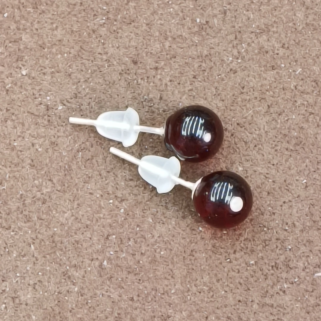 琥珀血珀耳钉S925银镶嵌