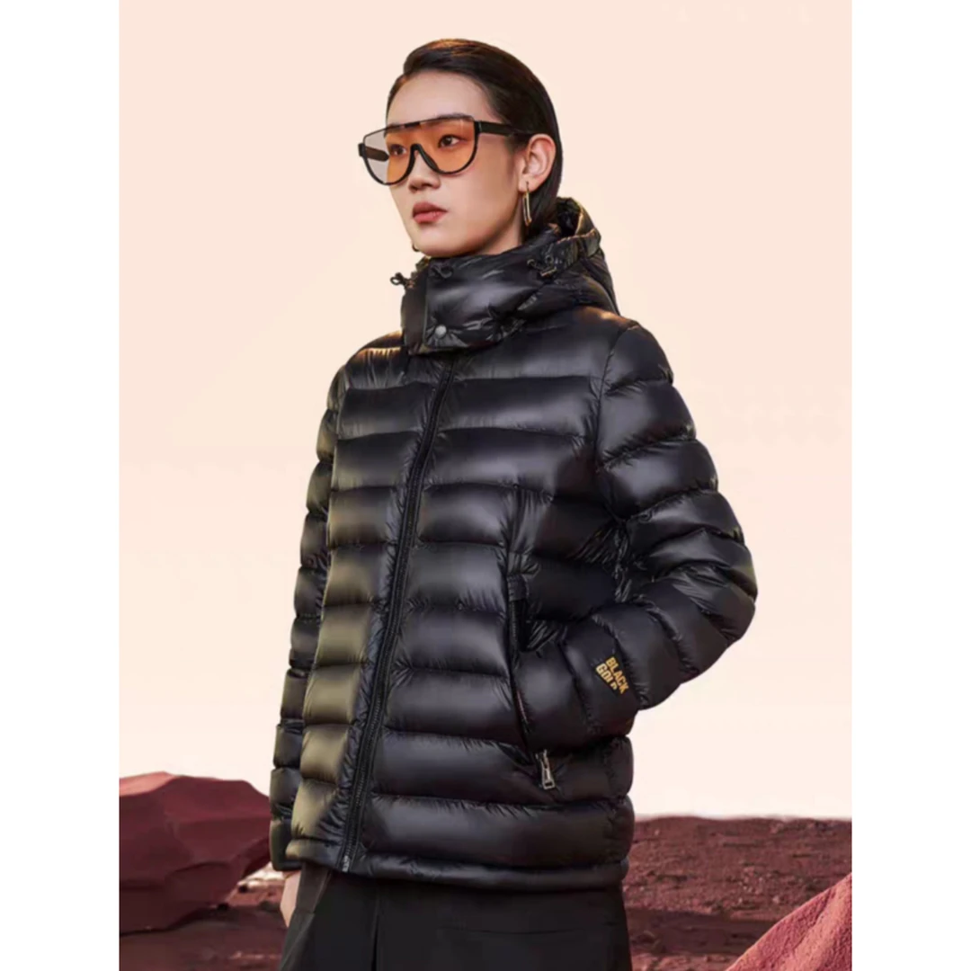 秋冬新款韩版轻薄羽绒服连帽时尚薄款外套U63