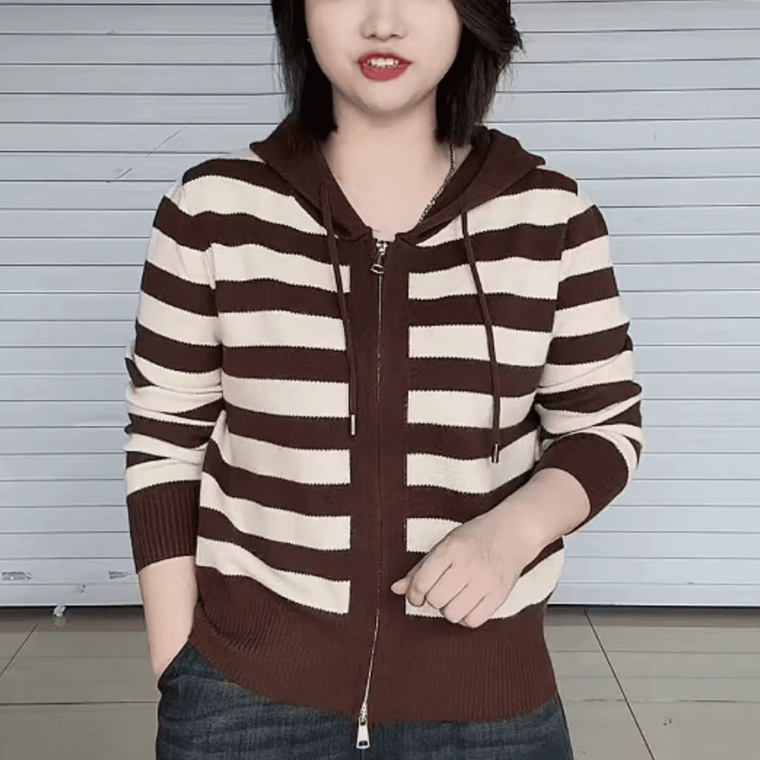 秋冬季精致爆款时尚高档条纹简约风休闲通勤连帽针织拉链妈妈装