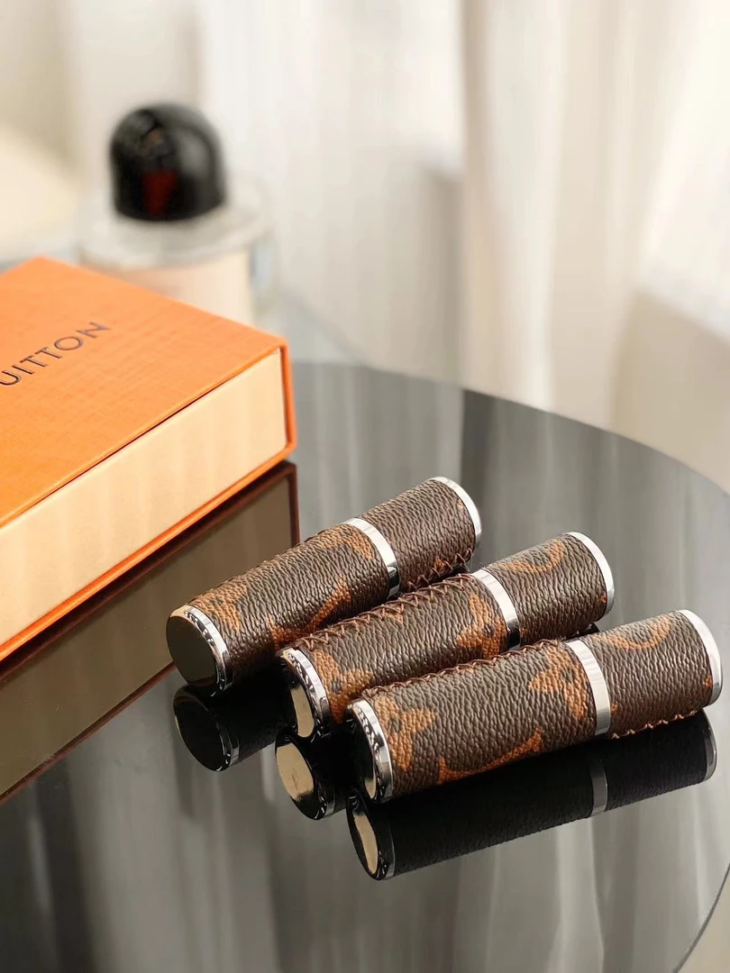 【漂亮专属】高货、时尚女装孤TT-003