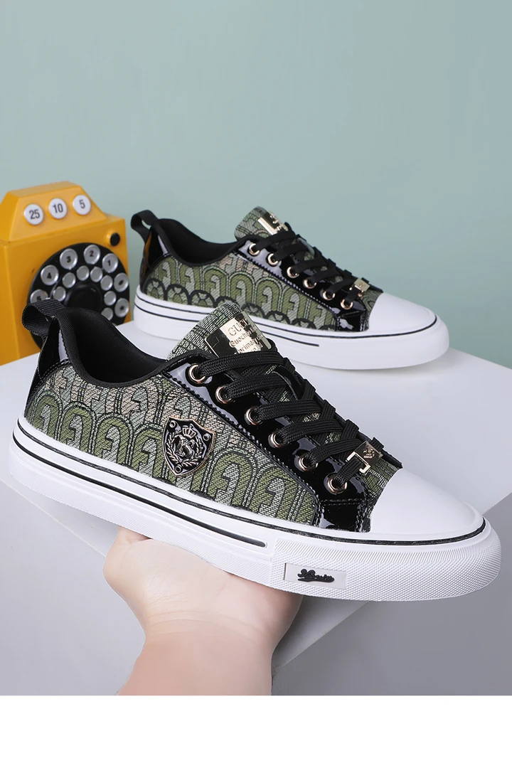 2024专柜高端秋季手工时尚百搭潮鞋男鞋高档休闲刺绣板鞋透气男士