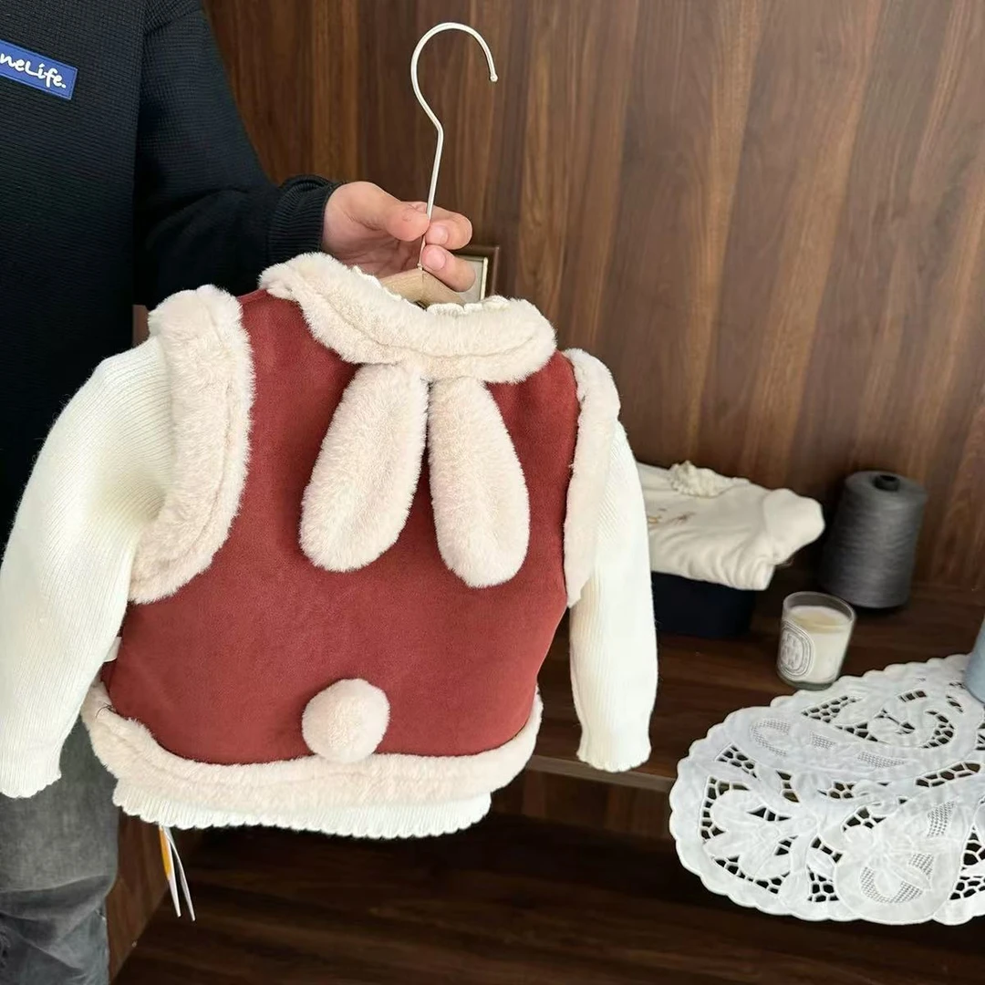 女宝宝洋气皮毛一体背心女婴儿童冬季韩版女童加厚麂皮绒保暖马甲