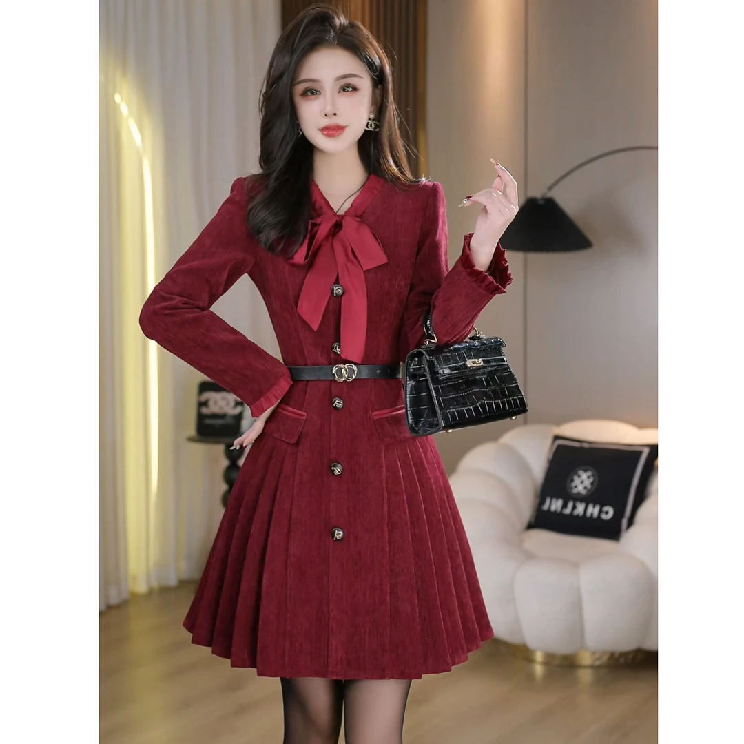 秋冬轻熟风时尚蝴蝶结拼接收腰显瘦百褶连衣裙  C5795