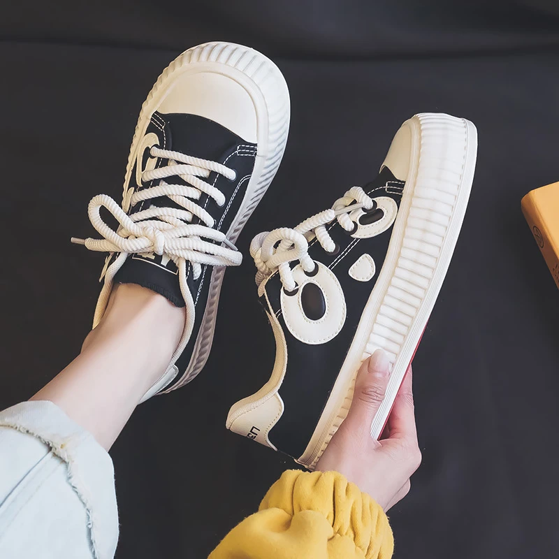 人本帆布鞋女韩版新款透气厚底百搭黑色饼干鞋子学生休闲板鞋小众