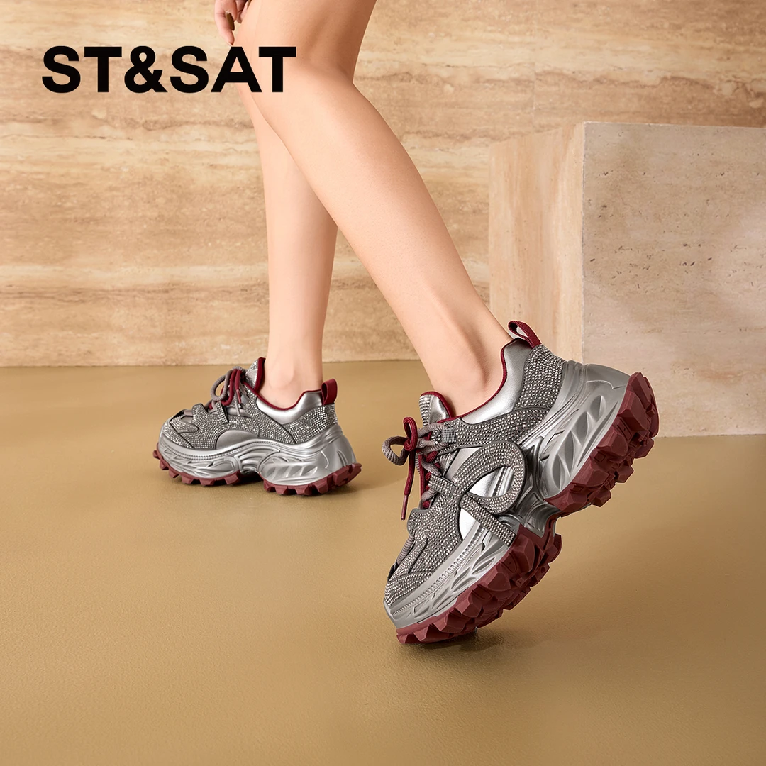 星期六厚底韩版增高休闲运动鞋2025冬季新款水钻百搭外穿老爹鞋潮