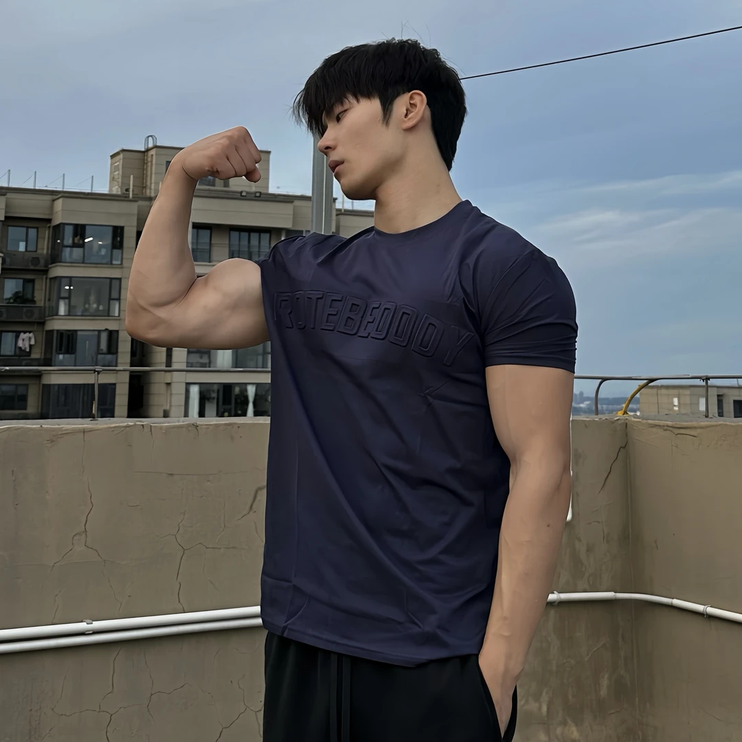 肌肉收袖口宽松棉质健身短袖男士篮球跑步训练弹力吸汗圆领T恤