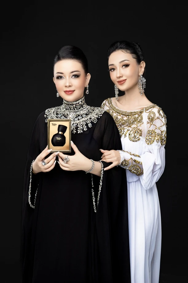 FaaTina发缇娜蜗牛多肽持妆粉底液