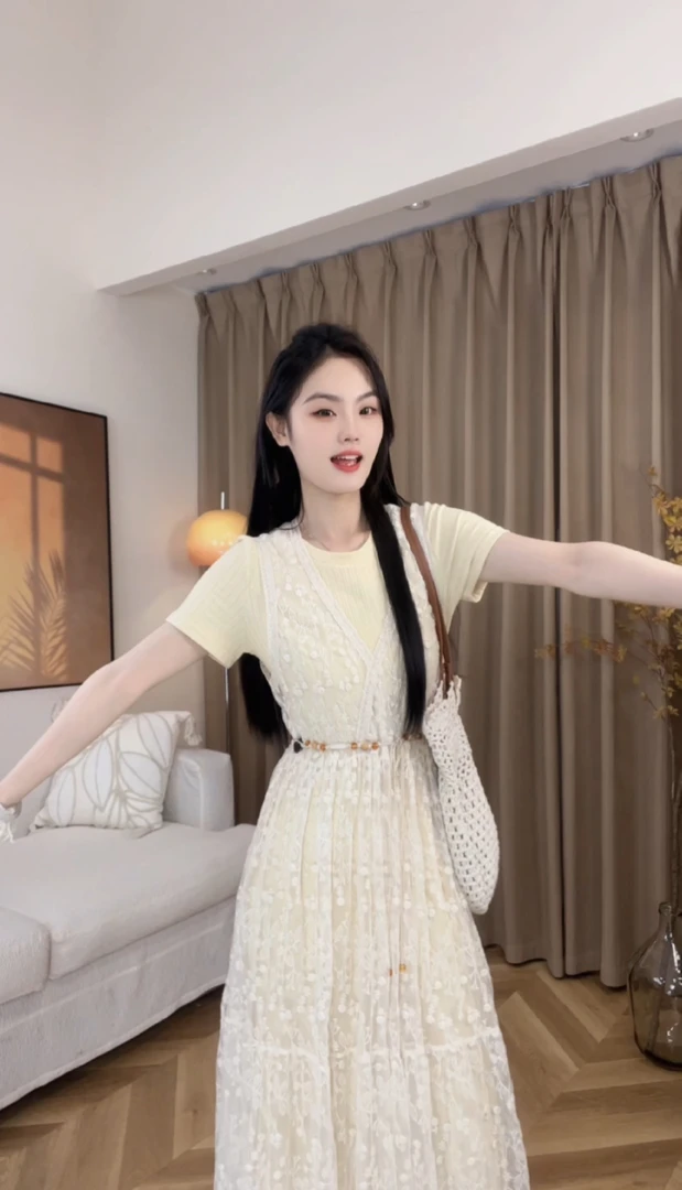 kiss服饰【莫奈花园】法式叠穿蕾丝甜美减龄显瘦收腰连衣裙套装2441