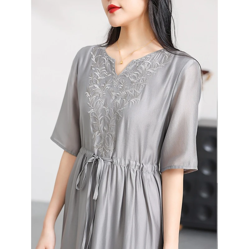 阿吉多A87067重工刺绣微胖连衣裙女夏季2024新款气质灰色遮肚裙子