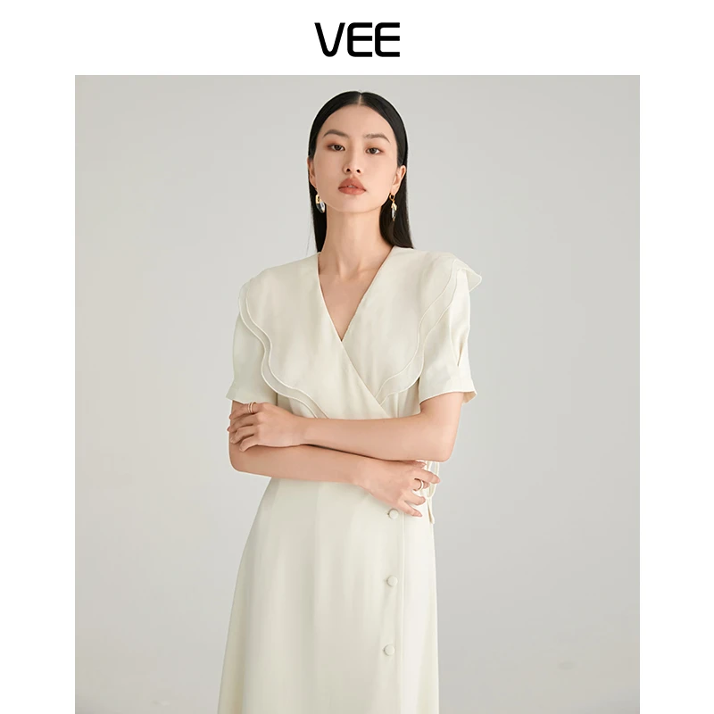 VEE【女主角】法式气质显瘦翻领收腰优雅连衣裙时尚夏季长款日常