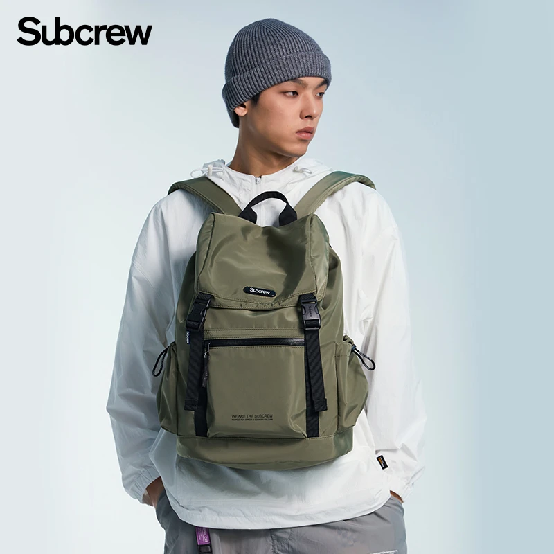 Subcrew 潮牌轻便男士立体多隔层防泼水加宽厚肩带通勤男士双肩包