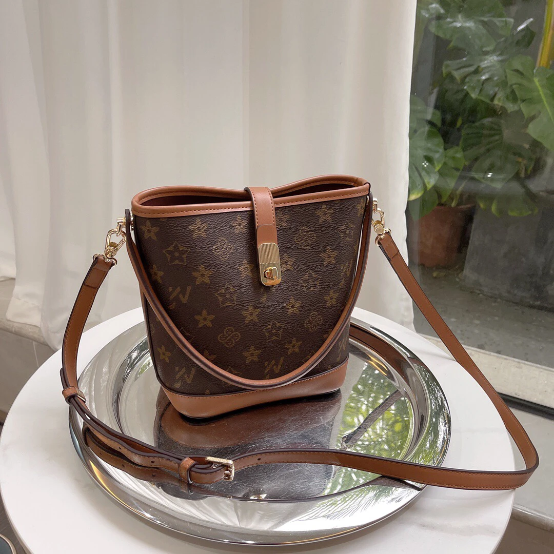 古仔腋下中号子母包轻奢女包(网红桶包)时尚百搭斜跨水桶包棕色