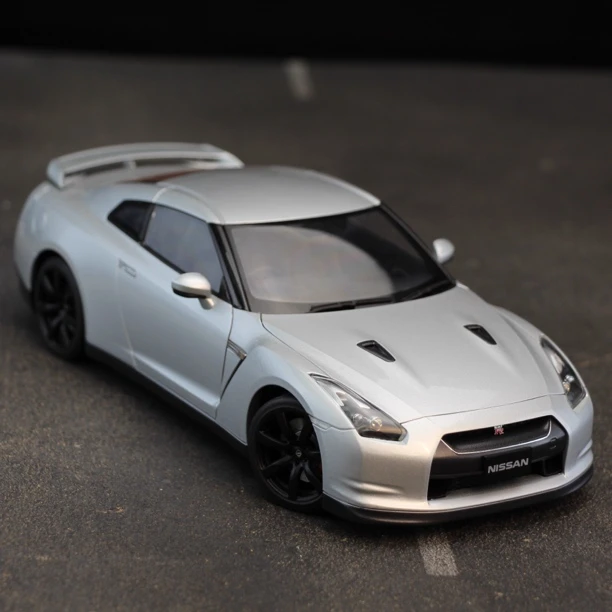 日产GTR仿真合金汽车模型