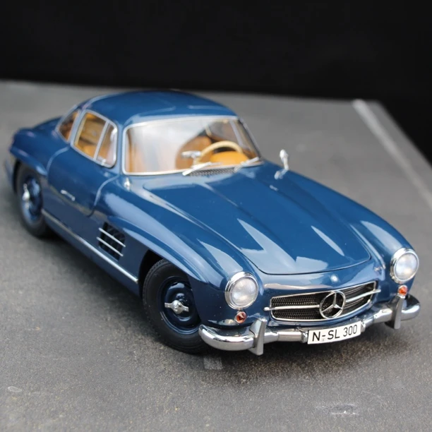 奔驰SL300 1:12仿真汽车模型