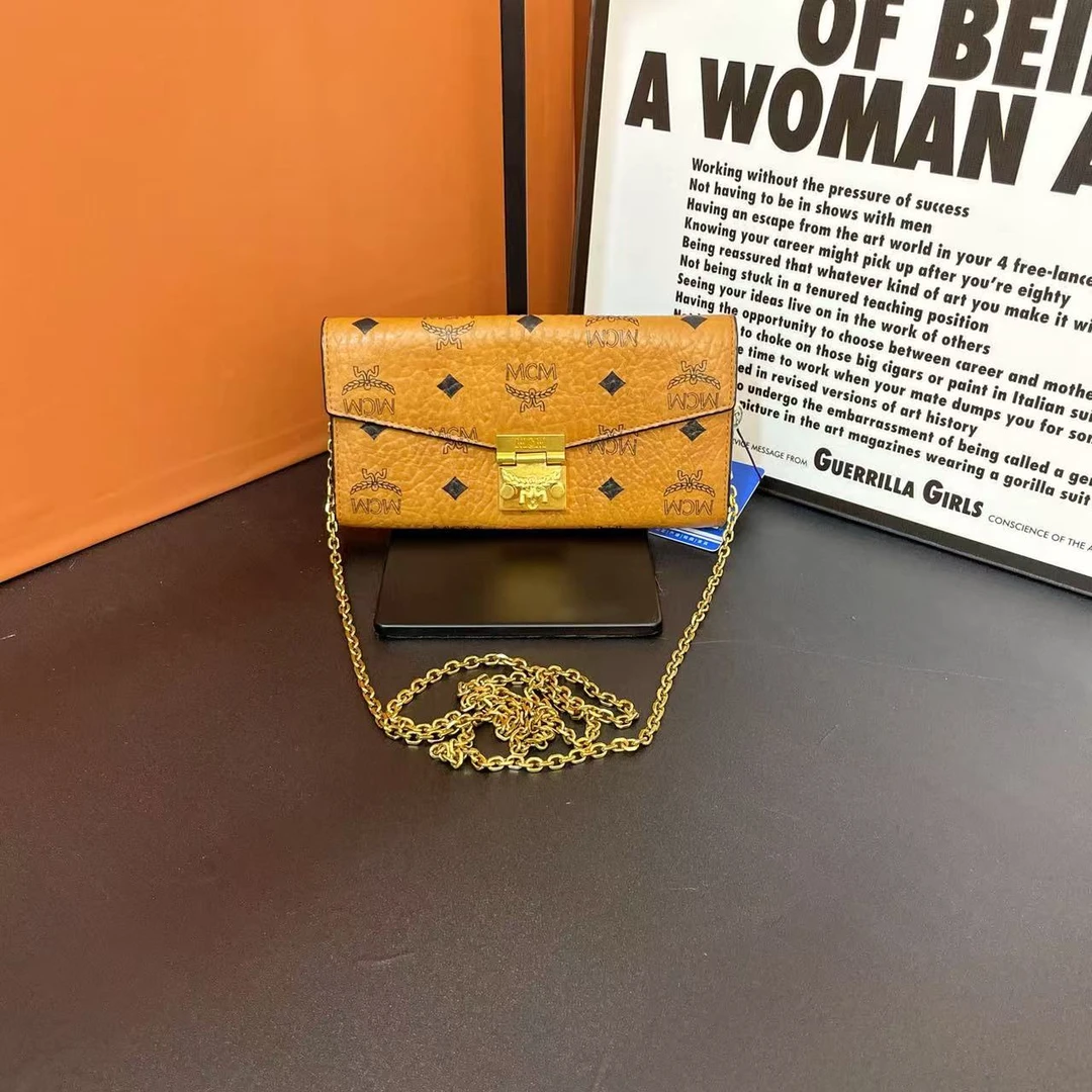95新 MCM 小怡中古/干邑色斜挎包/MCM